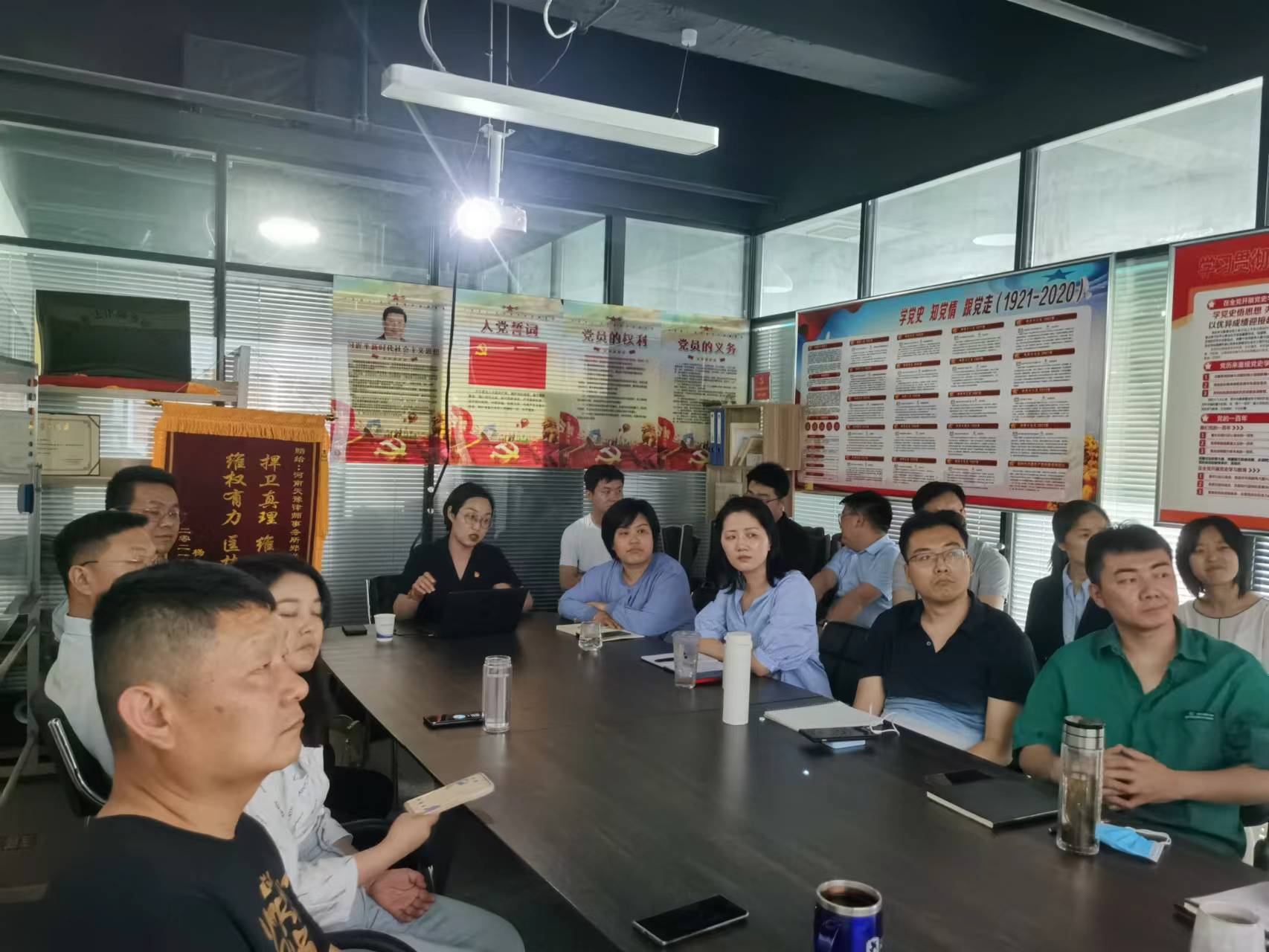 洛阳市律协婚家委武文君律师来我所交流(图5)